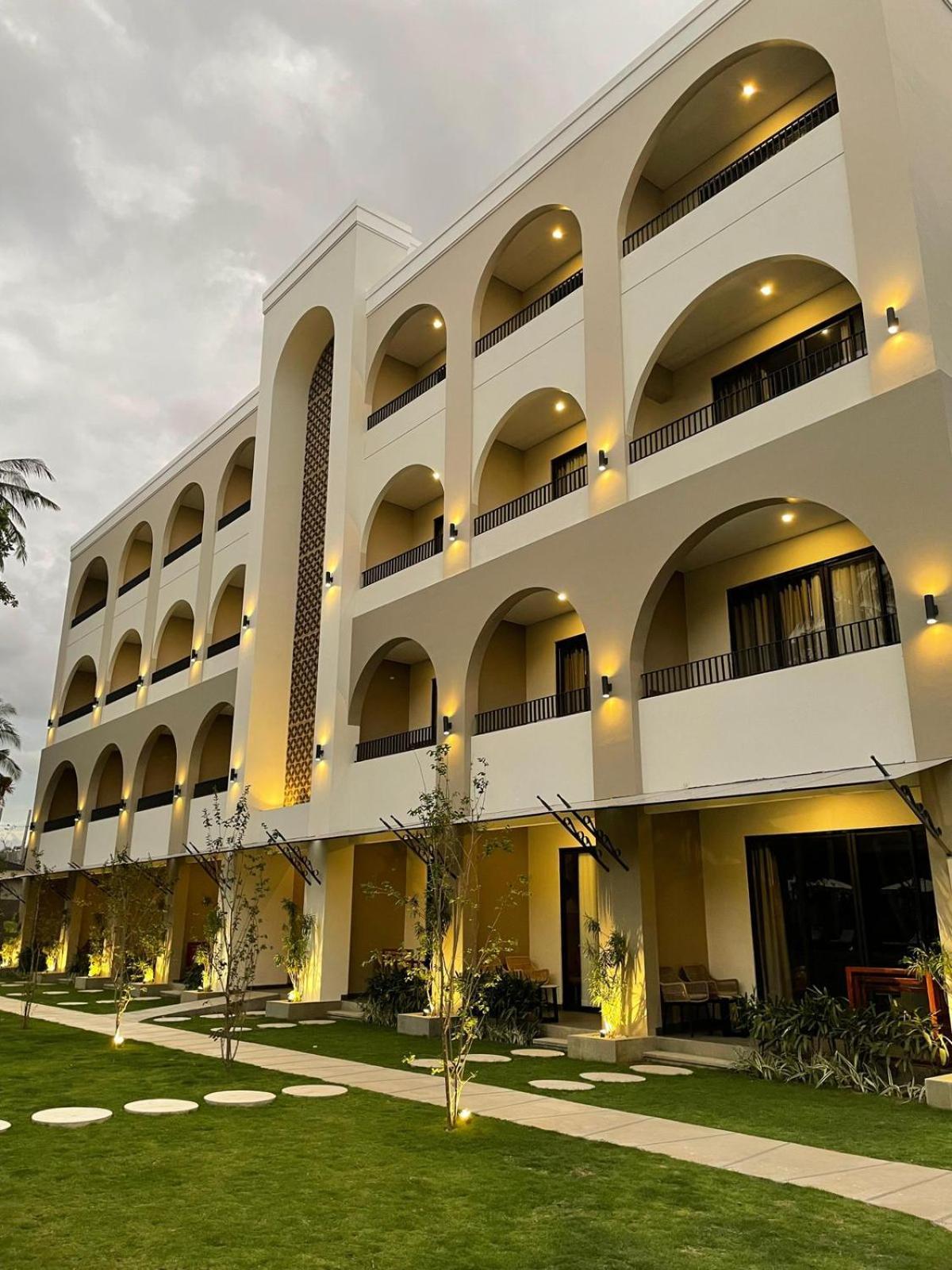 Sima Hotel Kuta  Exterior photo